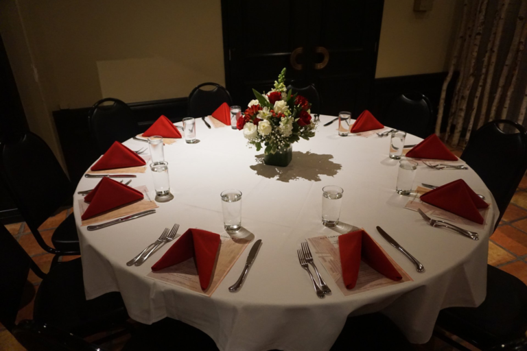 piazza-e-mare-table-setting-3