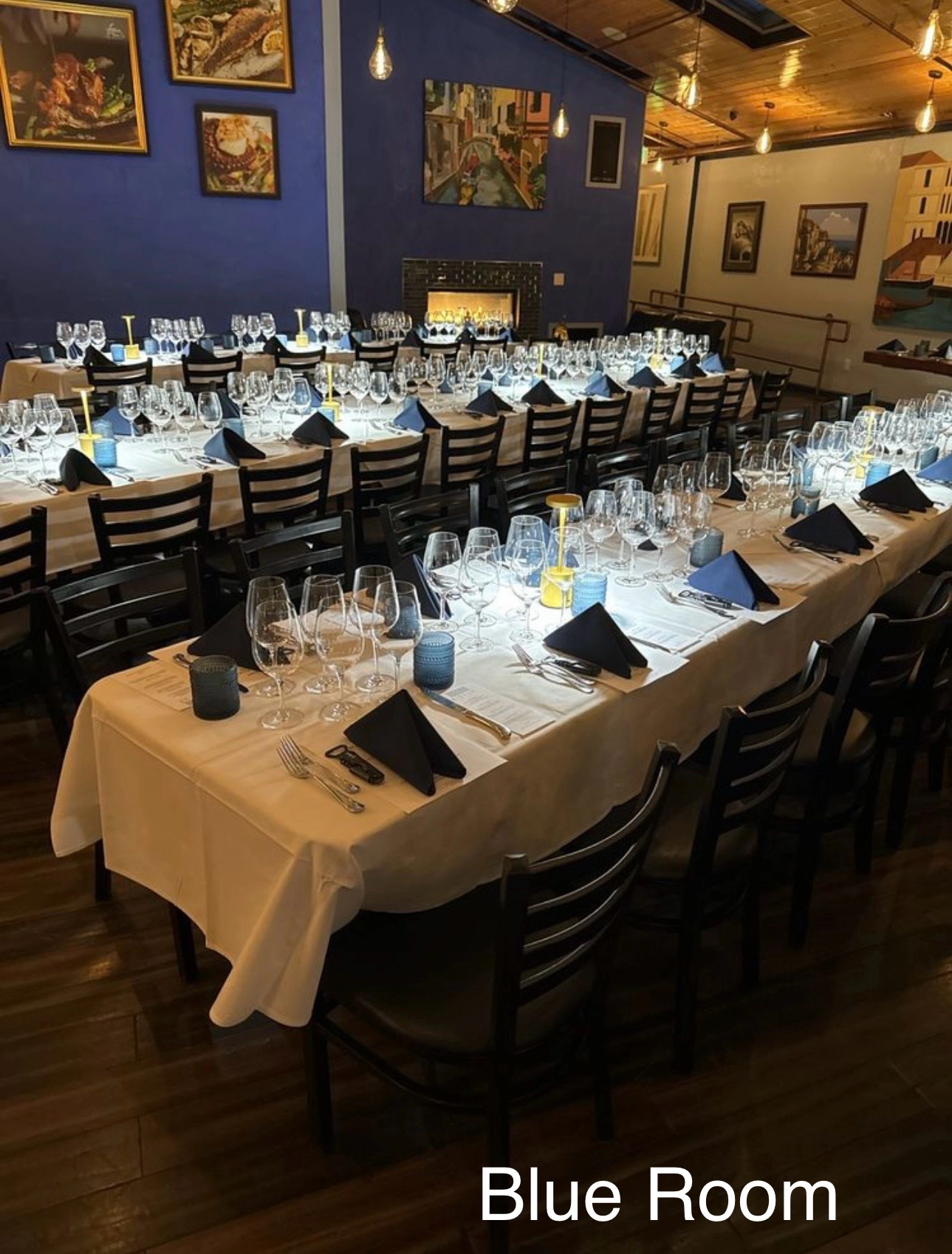Blue room up to 80 people